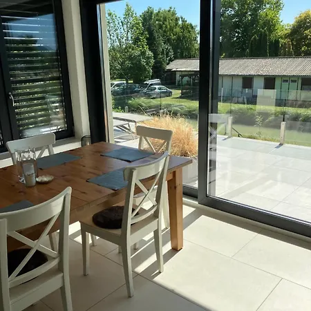 Mihelyuenk Teraszos 公寓